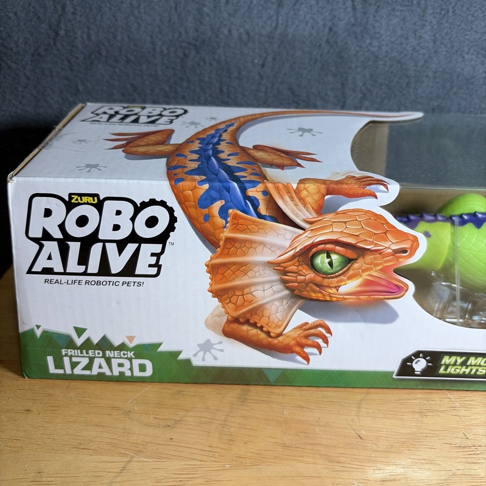 Zuru Robo Alive Lurking Lizard Robotic Pet Figure New - Picture 2 of 6